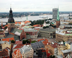 Латвия усмотрела угрозу в "скрытых" целях Москвы