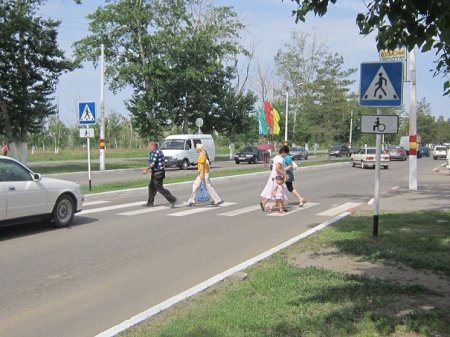 Рудный: прогулка по Комсомольскому проспекту