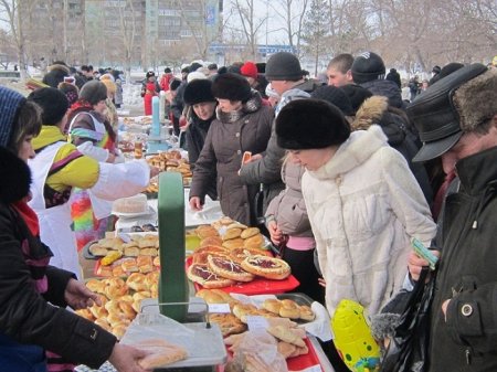 Зиму проводили, «солнцем» и дымом закусили!