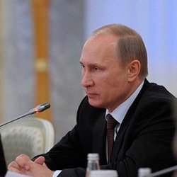 Путин: Срок пребывания иностранцев в России должен быть ограничен