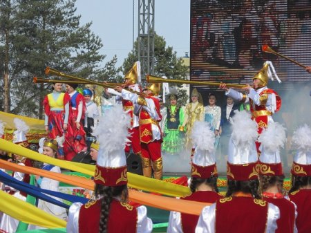 Поздравления за поздравлениями