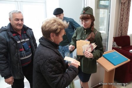 В картинной галерее Костаная открылась выставка картин и фотографий, посвященная 70-летию Победы