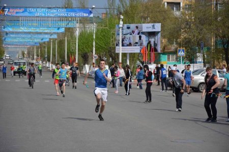 Лучшие бегуны и полицейские