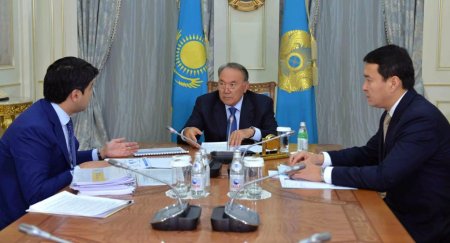 Бишимбаев - Назарбаеву: Мы прошли дно