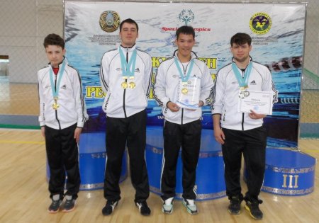 Команда особенных пловцов Костанайской области произвела фурор на турнире в Таразе
