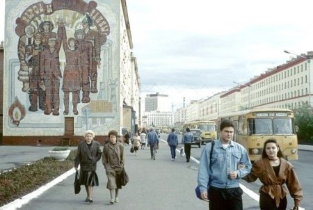 «Лихие 90-е»: фотографии, рассказывающие о жизни после развала СССР