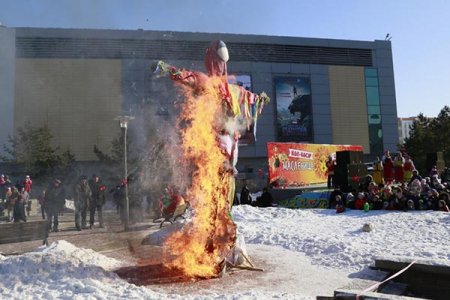 "Чтоб Масленица почаще была!" - как в Костанае прошли народные гуляния