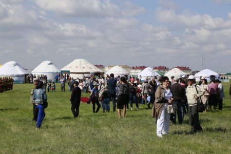 300 000 тенге за самый вкусный напиток - в Костанайской области впервые прошел фестиваль кумыса