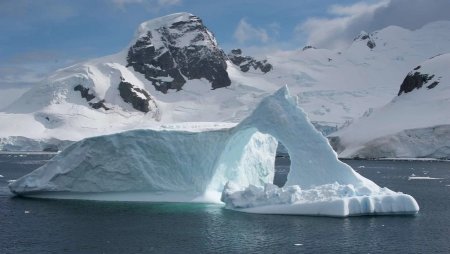 Загадочный источник энергии нашли подо льдами Антарктиды