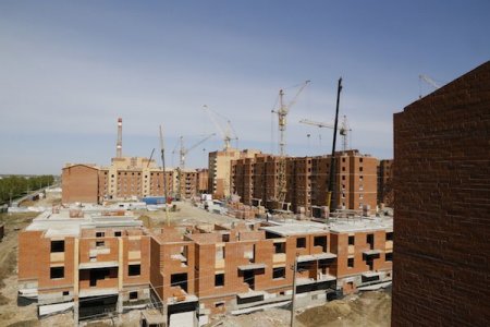 Завершить строительство 10 многоэтажных жилых домов планируют до конца года в Костанайской области
